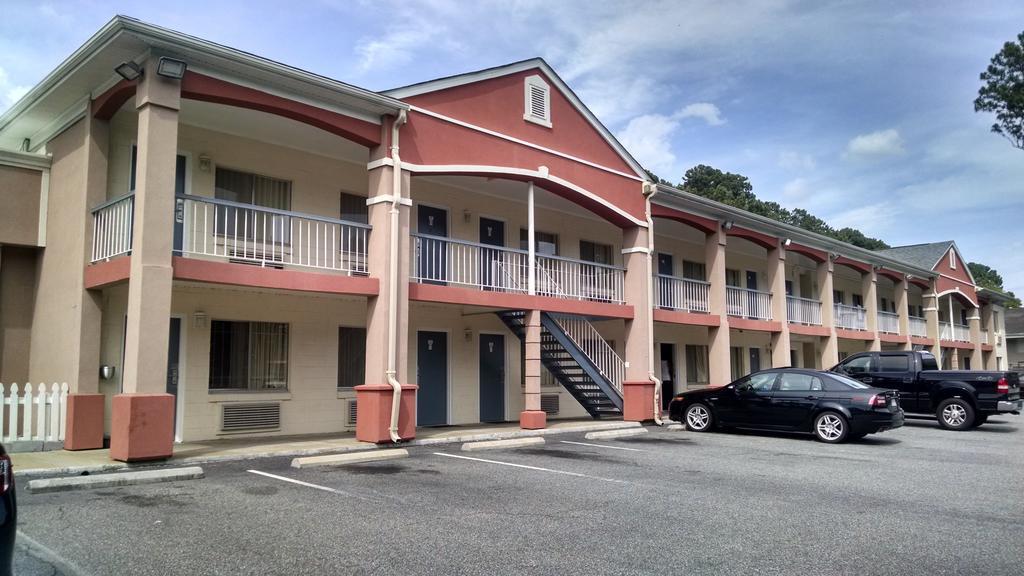 Budget Lodge Newport News Eksteriør billede